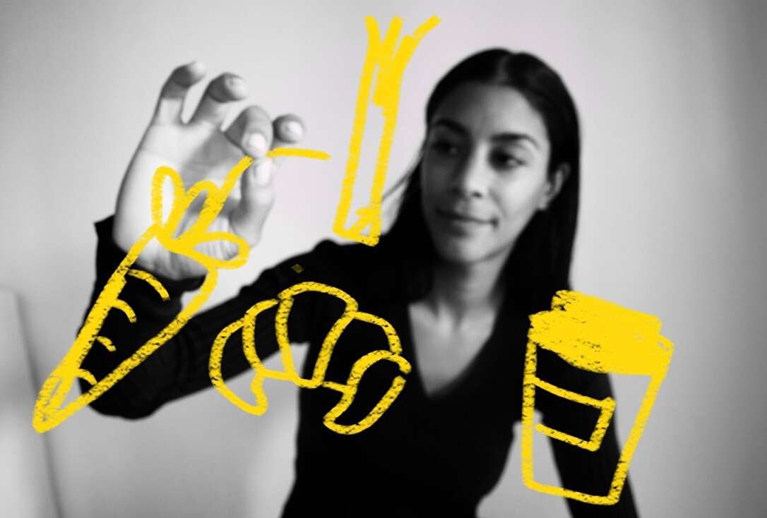 Alexa Masucci with illustrated doodles